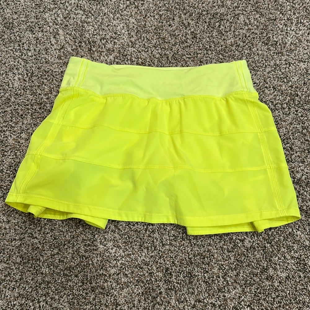Lululemon Tennis Skirt 
Size 4 
Neon yellow